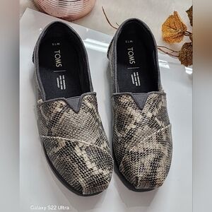 Toms Gray Snakeskin Slip-On Loafers